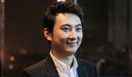 娱乐吃瓜背景女星,揭秘那些年我们吃瓜的女星们